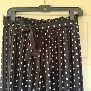 Women’s Black Polka Dot Pleated wide leg pants with Waist Tie